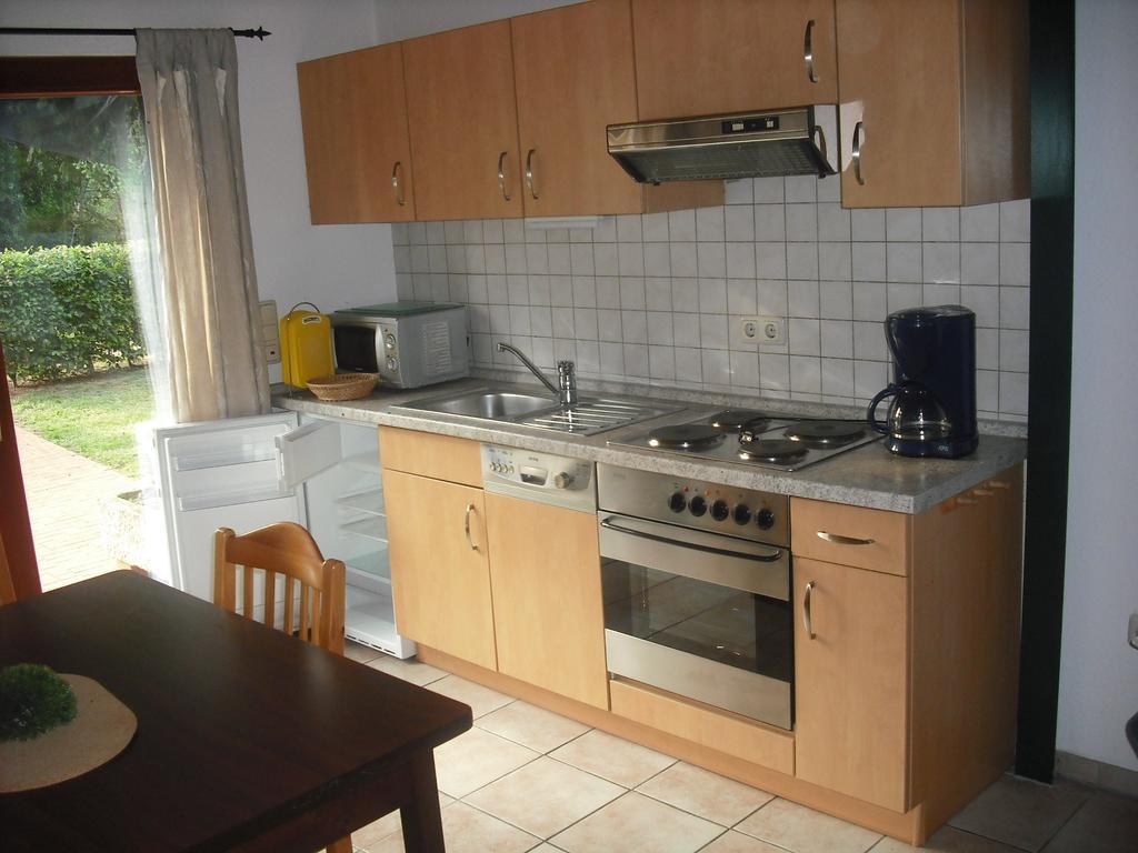 Apartment Rothehof ペータースハーゲン エクステリア 写真